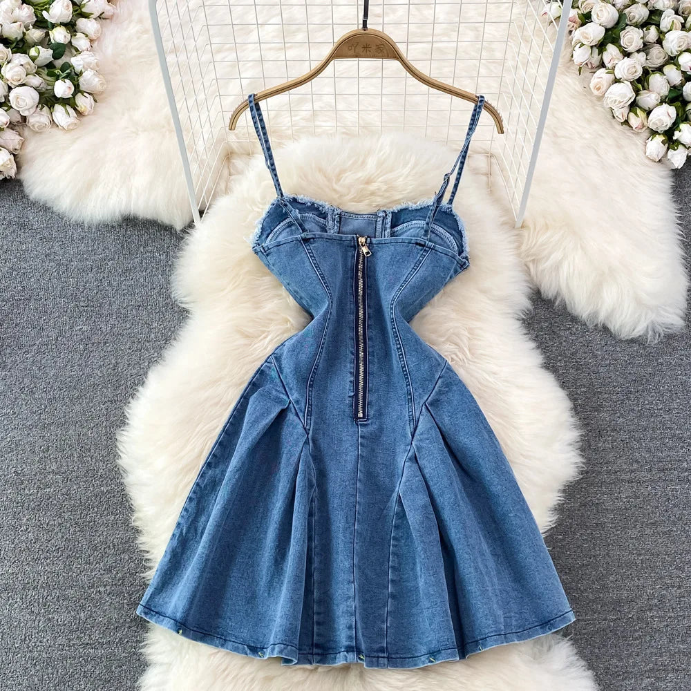 2025 Summer New Style Binding Tape Sexy Denim Halter Dress. Hot Girl Slim-fit High-waist Backless Sleeveless A-line Short Dress